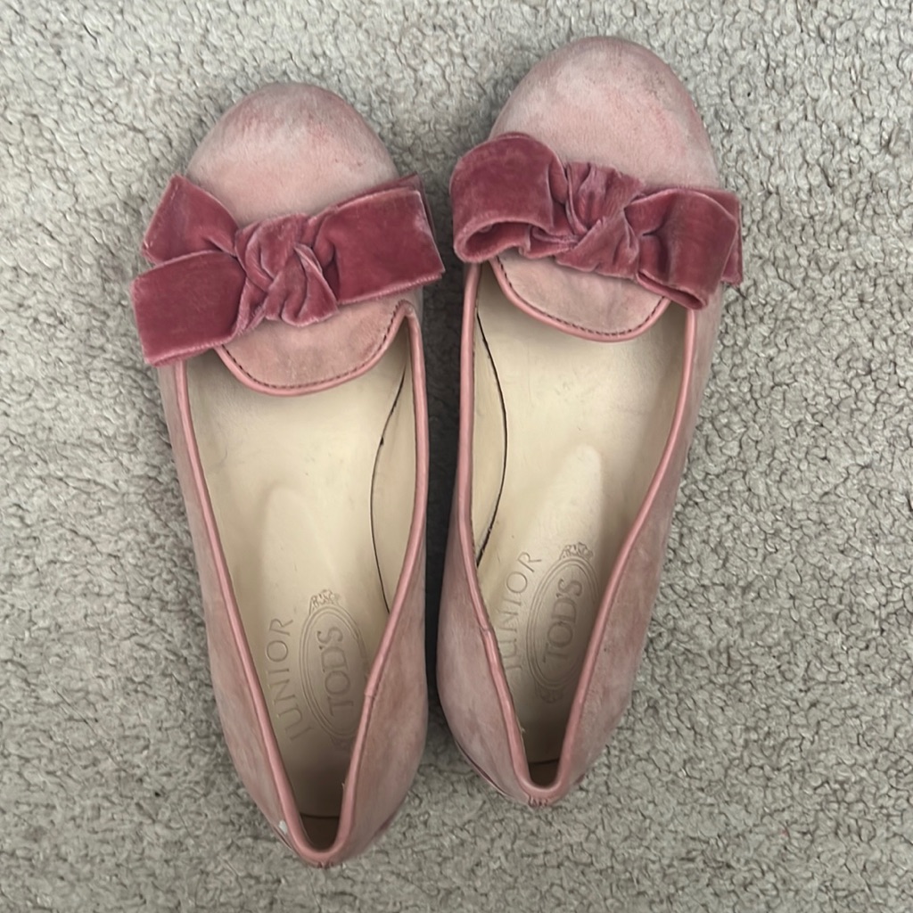 Tod’s Junior Loafers Pink Suede/Pink Velvet Bow Size 30